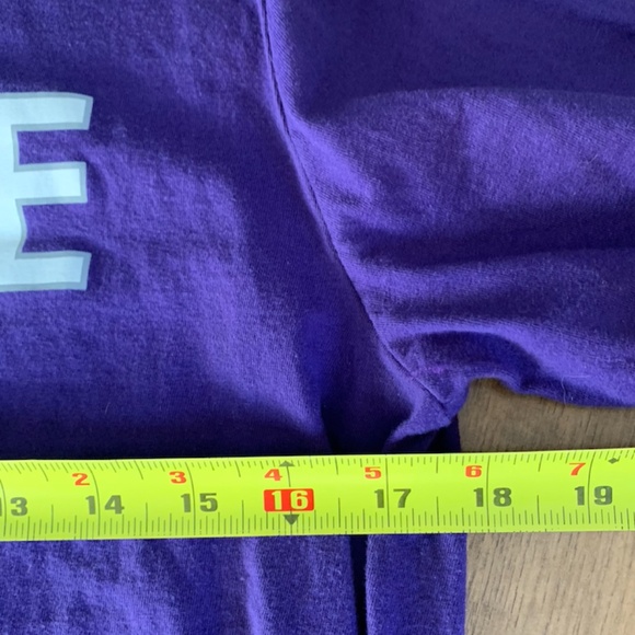 Nike Air Graphic Tee - Picture 7 of 8